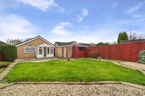 2 bedroom bungalow for sale, Lilac Way, Quedgeley, Gloucester, Gloucestershire, GL2