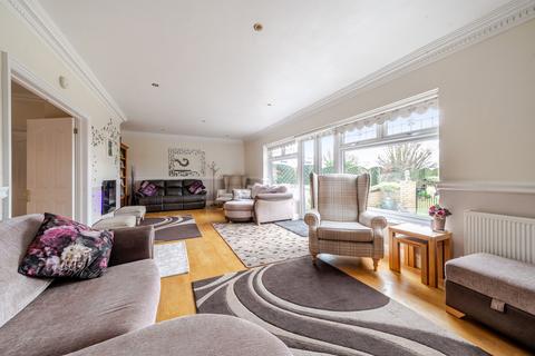 4 bedroom detached house for sale, Beauly Way, Rise Park RM1