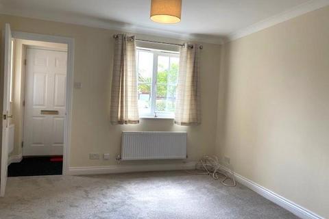 3 bedroom terraced house to rent, Dorsey Drive, Bedford