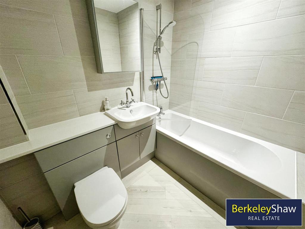 Bathroom (2)