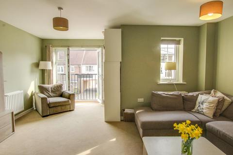 3 bedroom terraced house for sale, Chandlers Field Drive, Haywards Heath, RH16