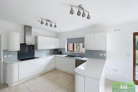 undefined, Old Budbrooke Road, Budbrooke, Warwick