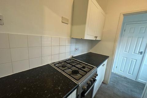 3 bedroom terraced house to rent, Coventry CV2