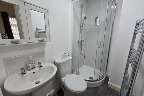 1 bedroom in a house share to rent, Plane Street,  Hull, HU3