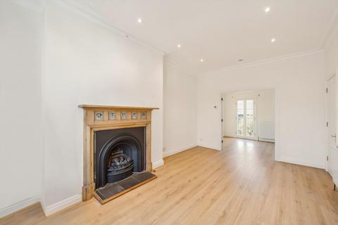 4 bedroom terraced house for sale, Barclay Road, London, SW6