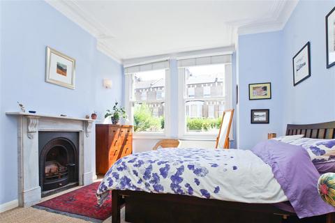 2 bedroom apartment for sale, Burghley Road, London