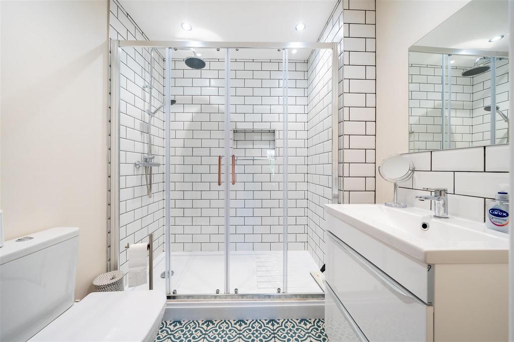 Annex Shower Room