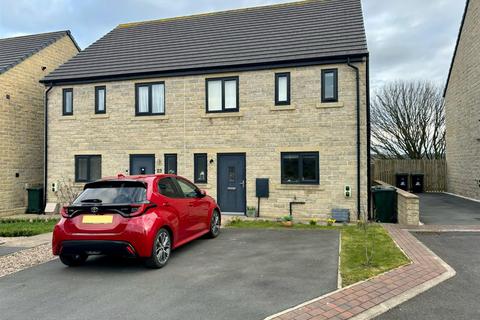 3 bedroom semi-detached house for sale, Bronte Court, Bradford BD13