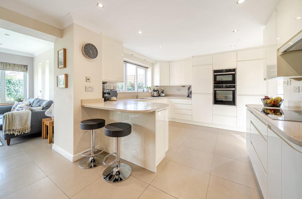 Diner/Kitchen
