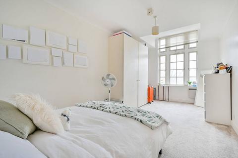 1 bedroom flat for sale, Devonhurst Place, Turnham Green, London, W4