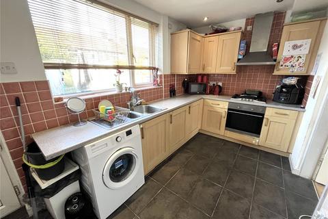 2 bedroom end of terrace house to rent, Caldecott Road, Manchester M9