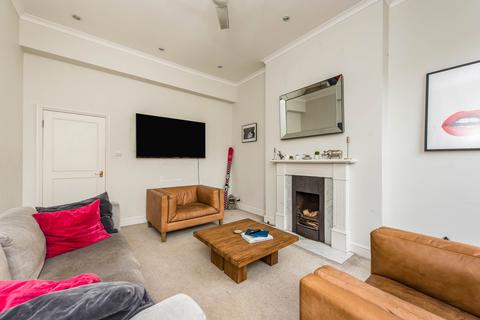 2 bedroom flat for sale, London SW15