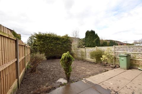 147 George Street, Shaw, Oldham, OL2 8DS