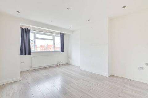 2 bedroom maisonette for sale, Lancelot Road, Wembley, HA0