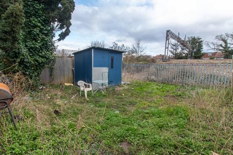 2 bedroom maisonette for sale, Lancelot Road, Wembley, HA0