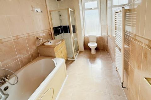 4 bedroom cottage for sale, Kidd Street, Kirkcaldy