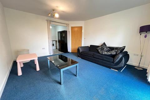 1 bedroom flat for sale, Chamberlain Close, Ilford