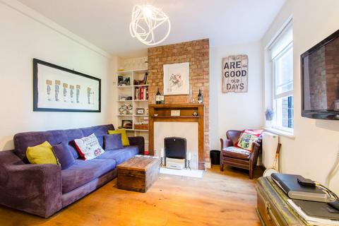 Flat 3, Greenwich Court Cavell Street, London, E1 2BS
