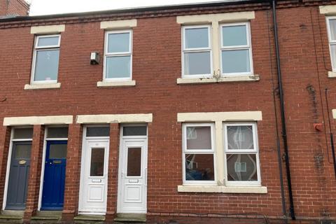 2 bedroom flat to rent, Rosebery Avenue, North Shields