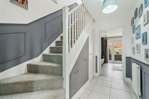 23 Colosseum Drive, Houghton Regis, Dunstable, LU5 6QD