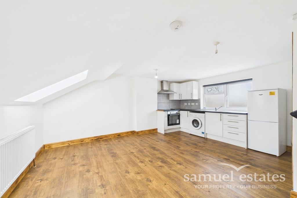 Studio Room / Kitche