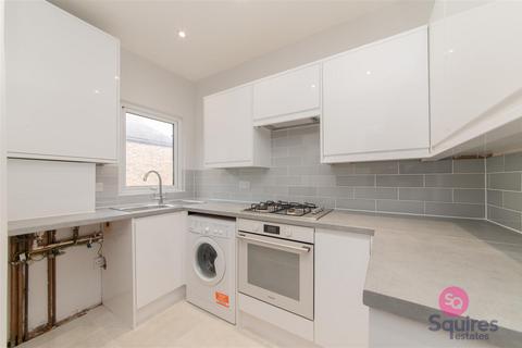 3 bedroom flat for sale, Long Lane, Finchley