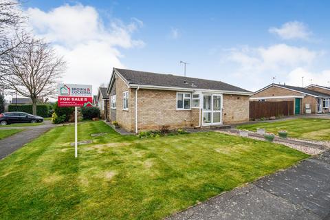 2 bedroom detached bungalow for sale, Derwent Close, Rugby, CV21