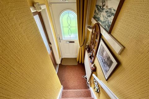4 Olive Grove, Bradford, BD8 0LG