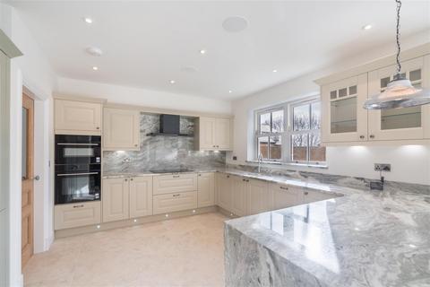 5 bedroom detached house for sale, Scarcroft Crescent, Leeds LS14