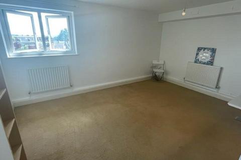 1 bedroom flat to rent, Washbourne court, Acton Close, Edmonton