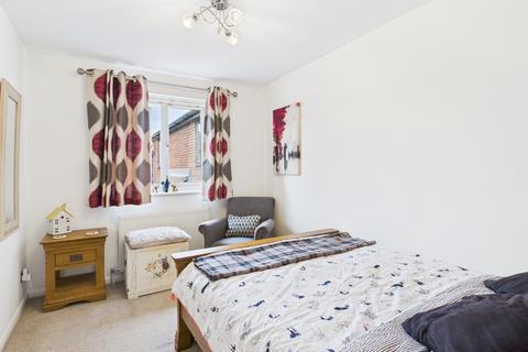 3 Broadhurst Grove, Lychpit, Basingstoke, RG24 8SB