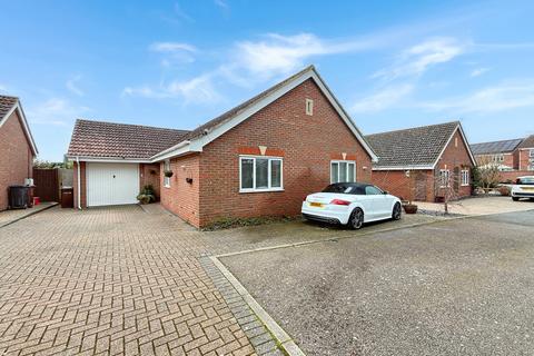 3 bedroom bungalow for sale, Hazel Mews, Off Walnut Way, Brightlingsea, CO7