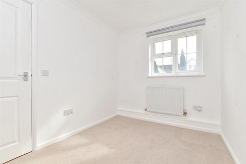 2 bedroom ground floor maisonette for sale, Stafford Rise, Caterham, Surrey