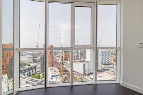 2 bedroom flat to rent, Sky Gardens, 155  Wandsworth Road,  Nine Elms, London SW8