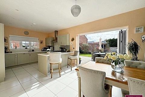 4 Bryn Twr, Rhuddlan, Rhyl, LL18 6JB