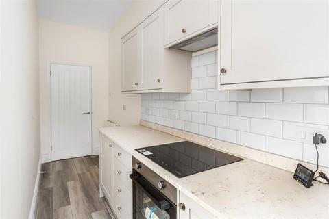 1 bedroom flat for sale, Upper Grove, South Norwood