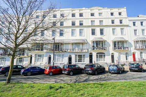 3 bedroom maisonette for sale, Wellington Square, Hastings