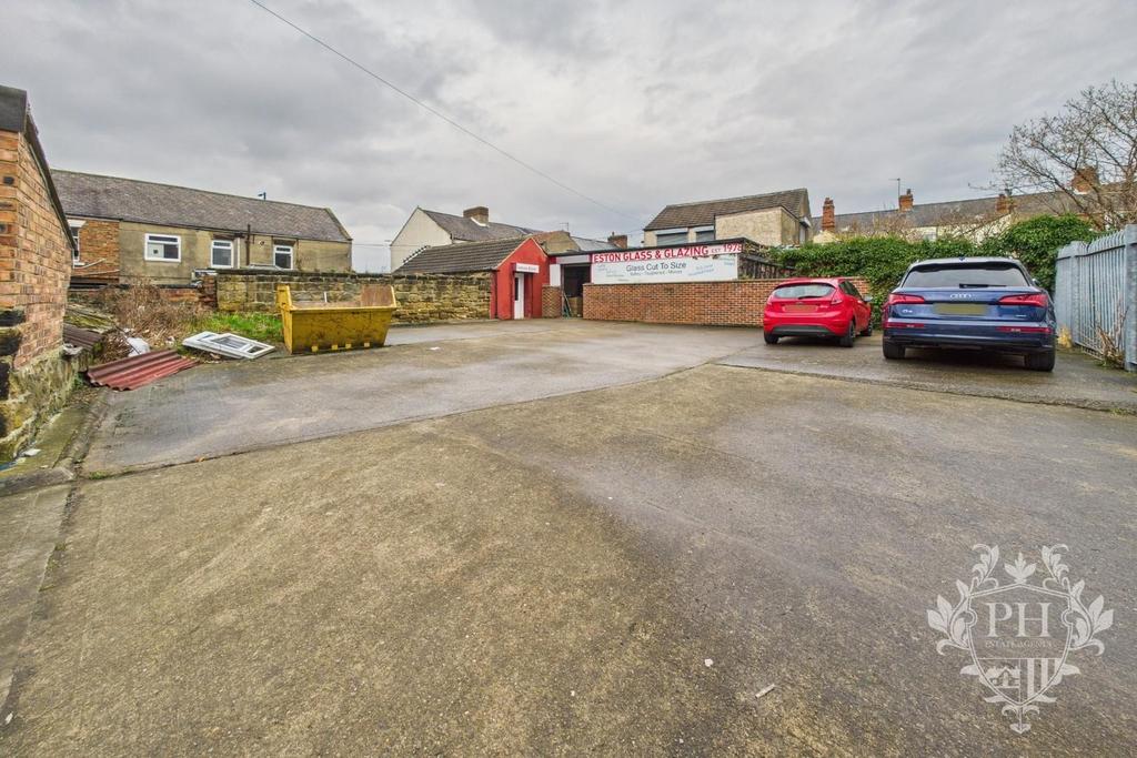 Large gated yard parking