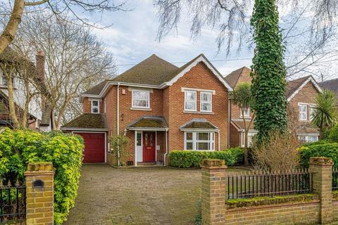 5 bedroom detached house for sale, Ormond Crescent, Hampton TW12