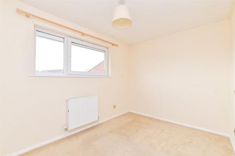 50 Olivers Meadow, Westergate, Chichester, PO20 3YA
