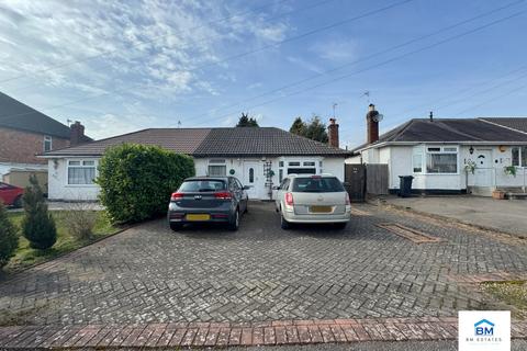 2 bedroom bungalow for sale, Stanley Drive, Leicester LE5