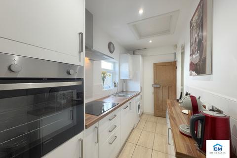 2 bedroom bungalow for sale, Stanley Drive, Leicester LE5