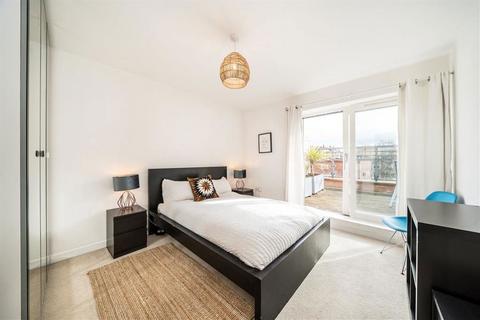 2 bedroom flat for sale, Aylward Street, London E1