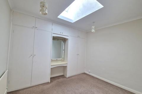 2 bedroom apartment to rent, Wokingham, Berkshire