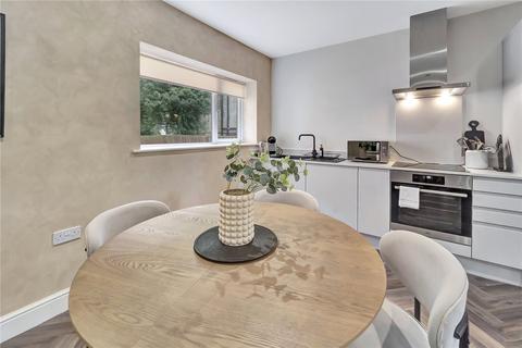 2 bedroom flat to rent, Billing Road, Northamptonshire NN1