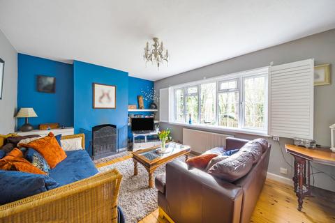 30 Dellside, Harefield, Uxbridge, UB9 6AX
