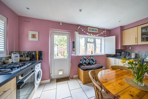 30 Dellside, Harefield, Uxbridge, UB9 6AX