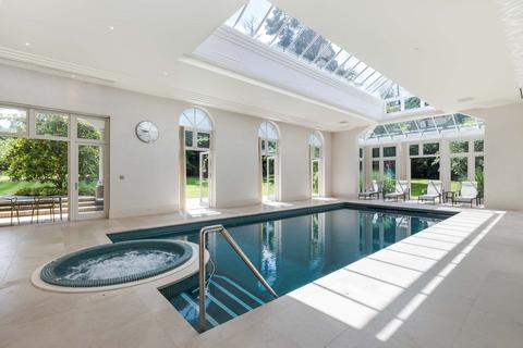 6 bedroom detached house for sale, Granville Road, Weybridge KT13