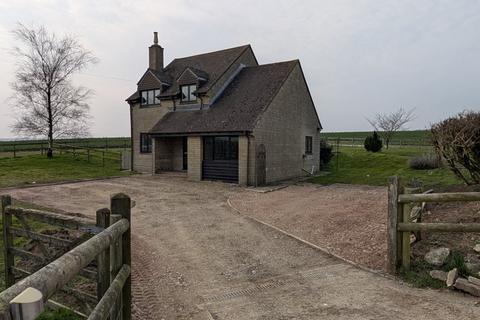 3 bedroom detached house to rent, Rainbarrow Farm, Martinstown