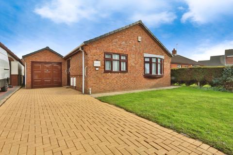 2 bedroom detached bungalow for sale, Osbourne Drive, Keyingham, Hull, HU12 9SL